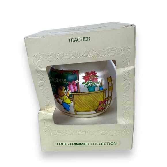 Hallmark Satin Ornament Teacher Dated 1980 Vintage Unbreakable Round Christmas - Picture 13 of 15